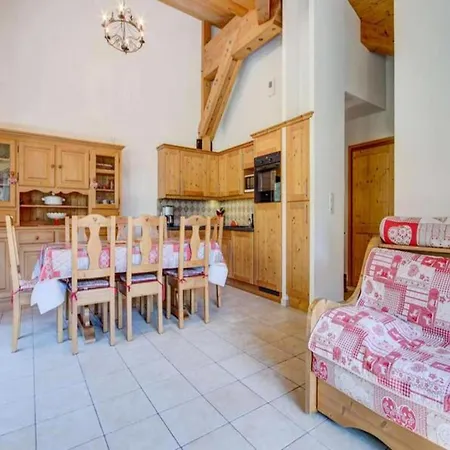 Les Cesaries Apartment